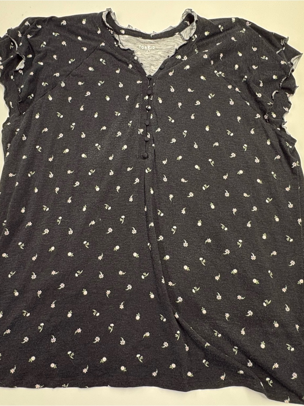 torrid Black Short-Sleeve Button Top with Tiny White Floral Print